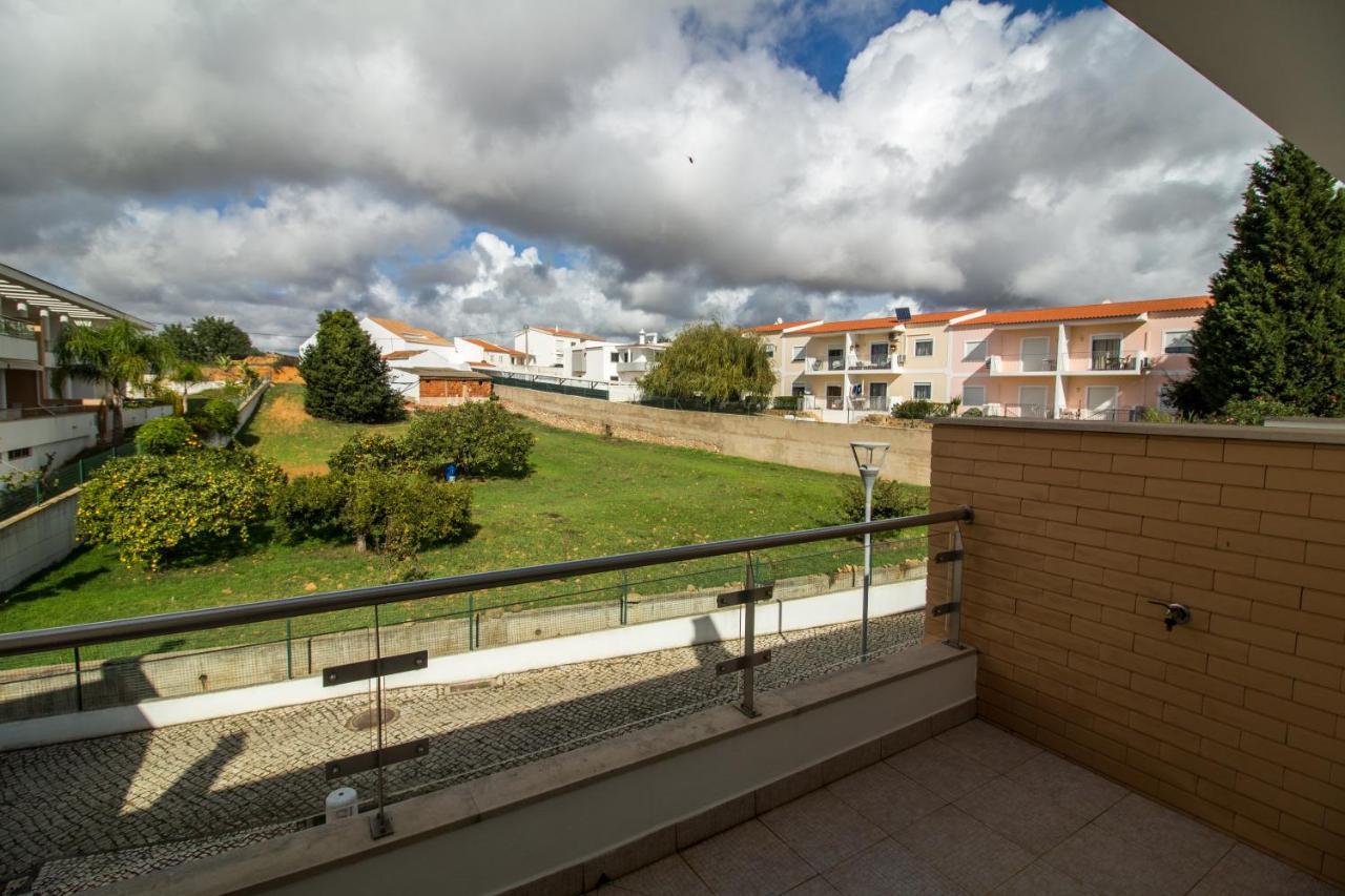 Stylish Townhouse Albufeira