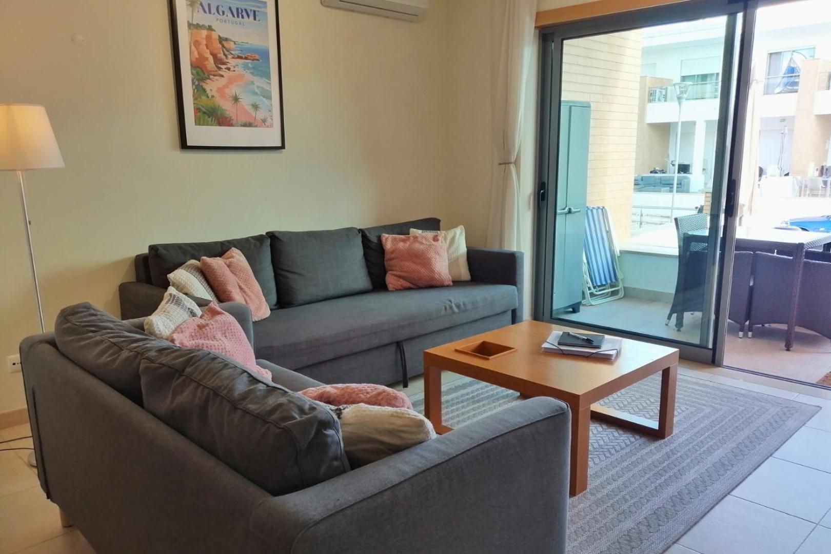 Stylish Townhouse Albufeira